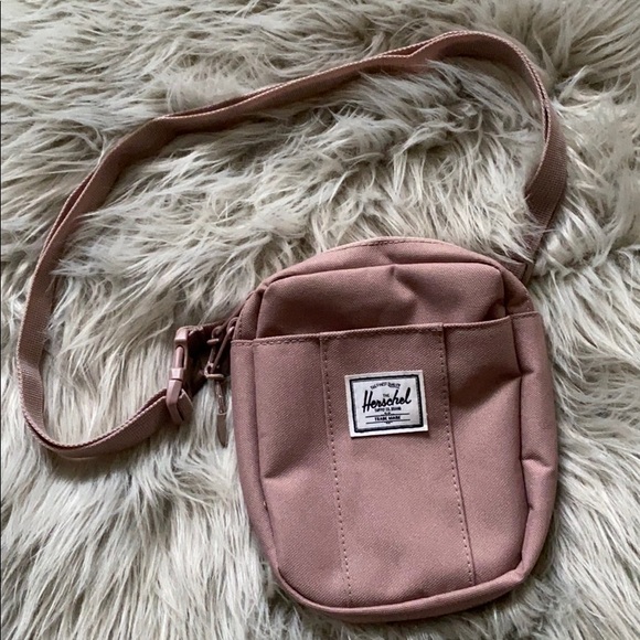 Herschel Supply Company Handbags - Herschel Crossbody Fanny Pack Bag